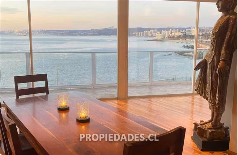 Casa en venta de 4 dorm. en Viña del Mar