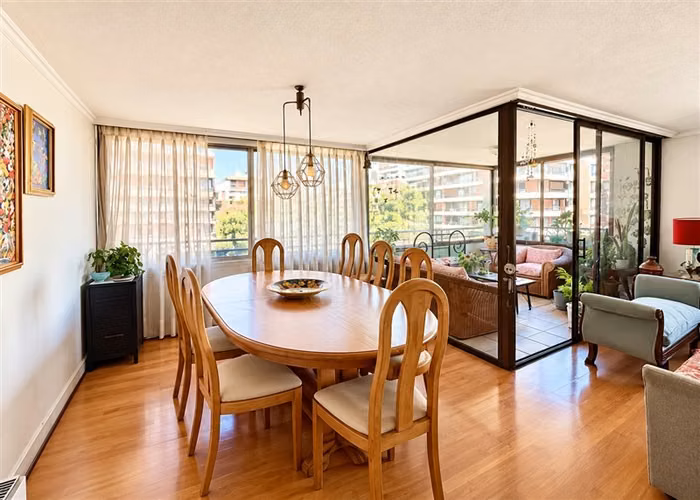 Departamento en venta de 3 dorm + pieza y baño de servicio - Imagen 2