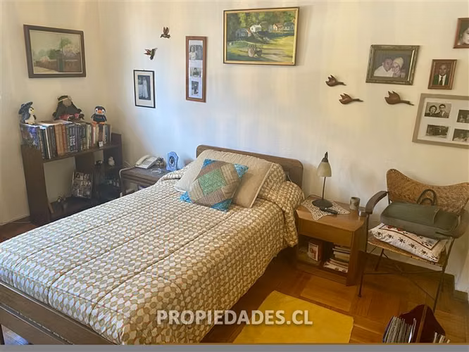Casa en venta de 4 dorm. en Las Condes