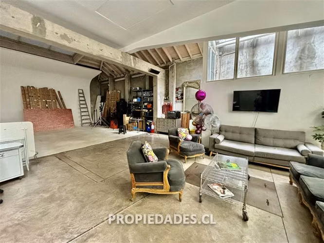 Local Comercial en arriendo en Providencia - Imagen 4