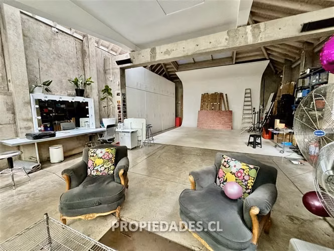 Local Comercial en arriendo en Providencia - Imagen 2