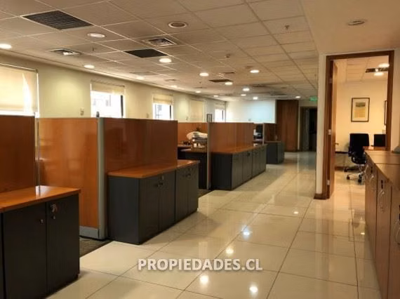 Oficina en Arriendo Metro Pedro de Valdivia