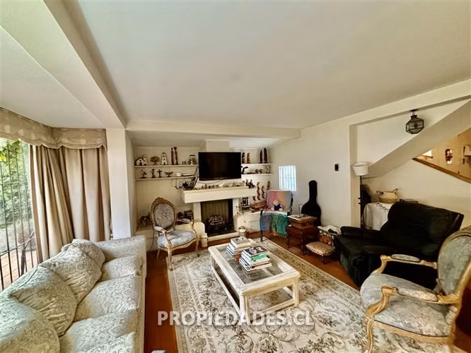Casa en venta de 3 dorm. en Las Condes - Imagen 4