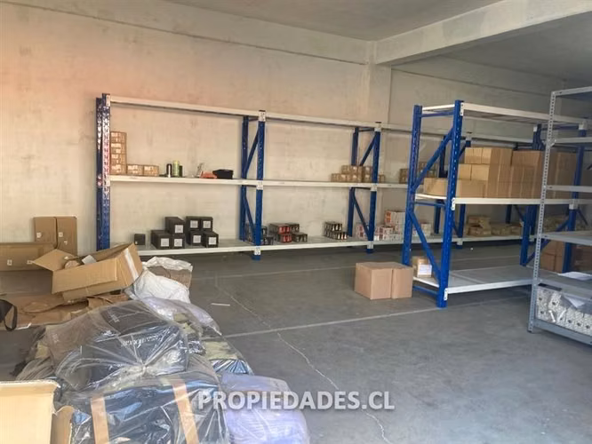 Bodega en venta en Huechuraba