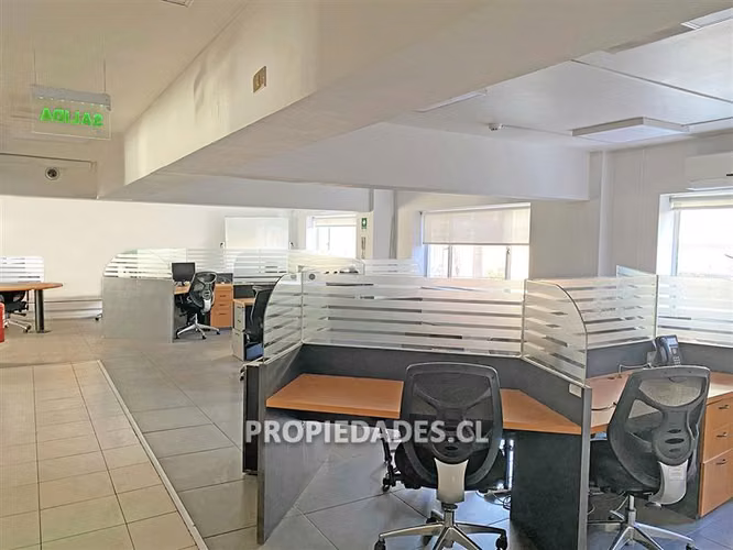 Oficina en arriendo en Santiago - Imagen 2