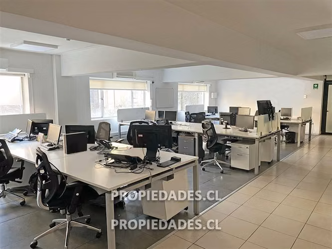 Oficina en arriendo en Santiago - Imagen 12