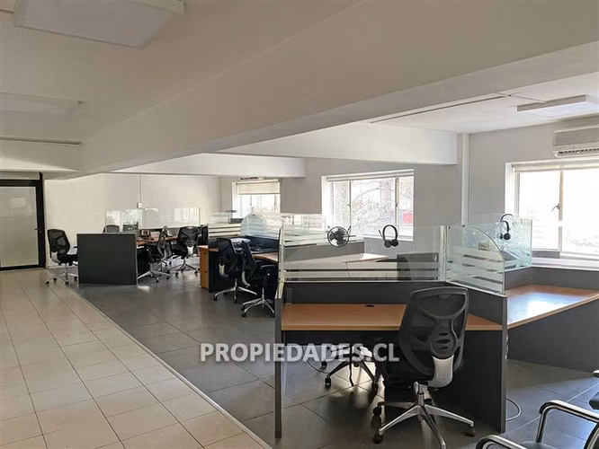 Oficina en arriendo en Santiago - Imagen 9
