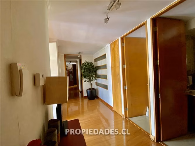 Departamento en venta de 4 dorm. en Lo Barnechea - Imagen 10
