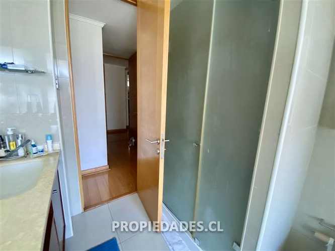 Departamento en venta de 4 dorm. en Lo Barnechea
