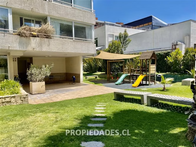 Departamento en venta de 4 dorm. en Lo Barnechea