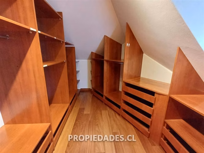 Casa en venta de 5 dormitorios en Santa María de Manquehue - Imagen 27