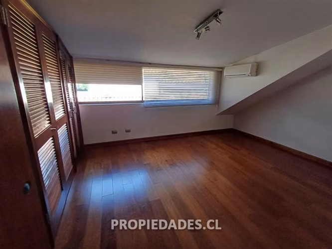 Casa en venta de 5 dormitorios en Santa María de Manquehue - Imagen 22
