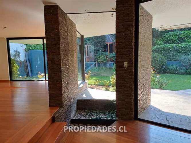 Casa en venta de 5 dormitorios en Santa María de Manquehue - Imagen 5