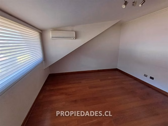 Casa en venta de 5 dormitorios en Santa María de Manquehue - Imagen 23