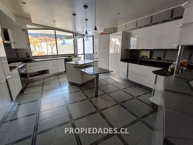 Casa en venta de 5 dormitorios en Santa María de Manquehue - Imagen 11