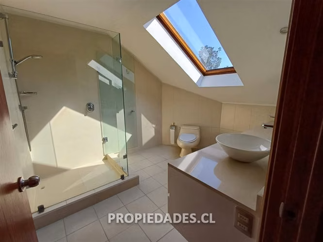 Casa en venta de 5 dormitorios en Santa María de Manquehue - Imagen 29