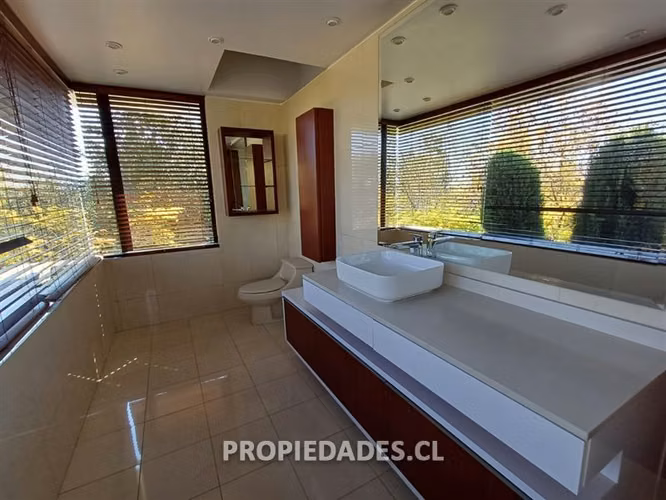 Casa en venta de 5 dormitorios en Santa María de Manquehue - Imagen 16