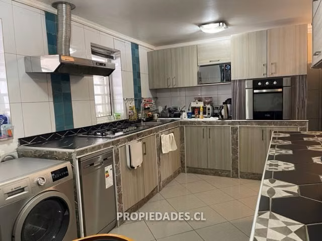 Casa en venta de 5 dorm. en La Reina - Imagen 15