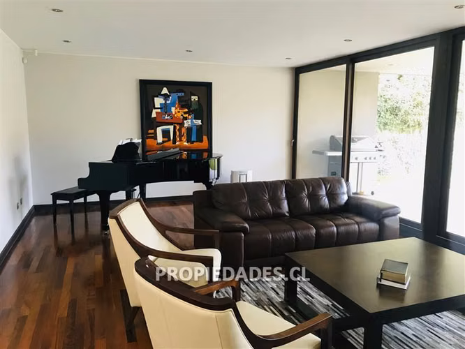 Casa en Arriendo en Lo Barnechea