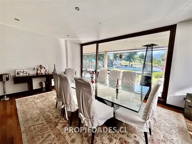 Casa en Arriendo en Lo Barnechea