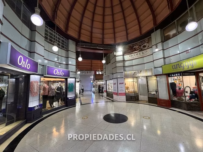 Local Comercial en arriendo en Santiago - Imagen 13