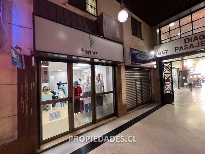 Local Comercial en arriendo en Santiago - Imagen 3
