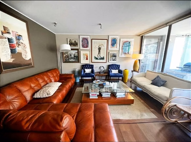 Departamento en venta de 4 dorm. en Vitacura