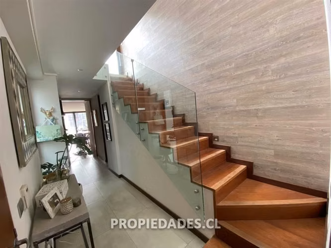 Duplex en venta de 3 dorm. en Lo Barnechea - Imagen 2