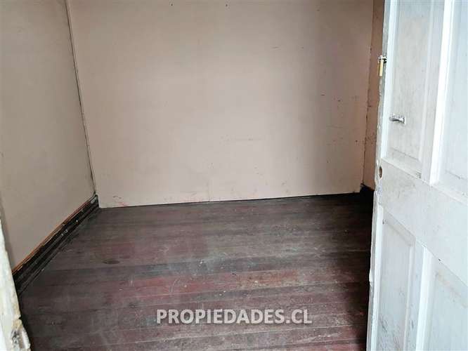 Industrial venta Santiago 8privados / Rogelio Ugarte / Matta