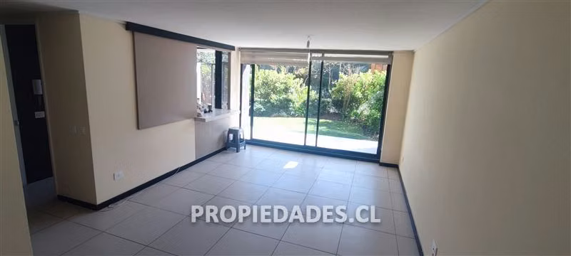 Departamento en venta de 2 dormitorios en La Reina - Imagen 2