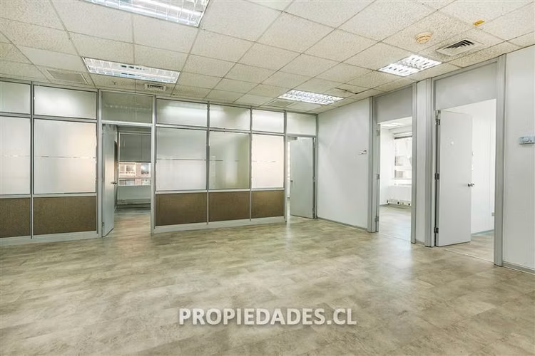 Oficina en arriendo en Vitacura