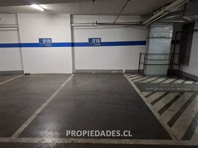 Estacionamientos en arriendo en Las Condes