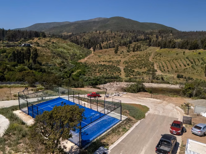 CON CON TERRENO CON LUZ Y AGUA  EN CONDOMINIO