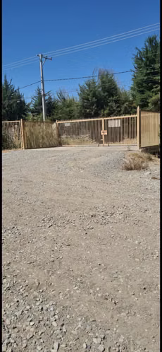 Arriendo propiedad comercial - industrial Los Lirios.