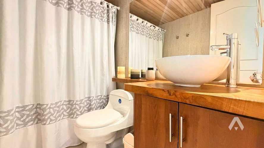 ID:099V Departamento venta a pasos del lago (150778)