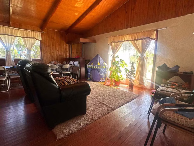 VENDE CENTRO TURISTICO CASA MÁS 3 CABAÑAS  (150802)