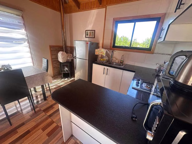 VENDE CENTRO TURISTICO CASA MÁS 3 CABAÑAS  (150802)