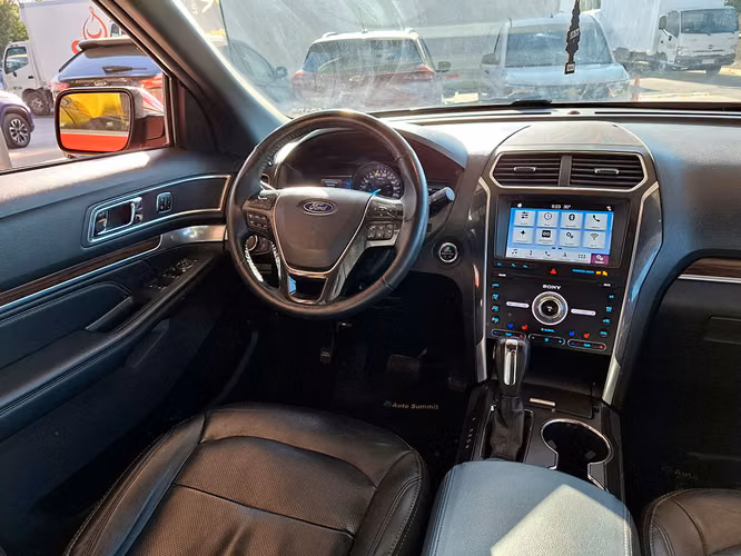 FORD EXPLORER 2019
