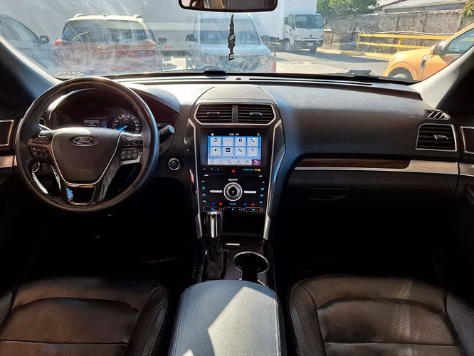 FORD EXPLORER 2019