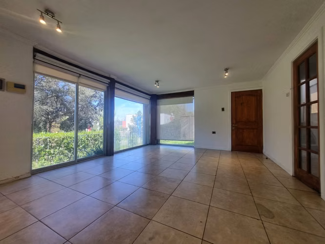 Vende en condominio exclusivo "Vista al Valle" de Machalí