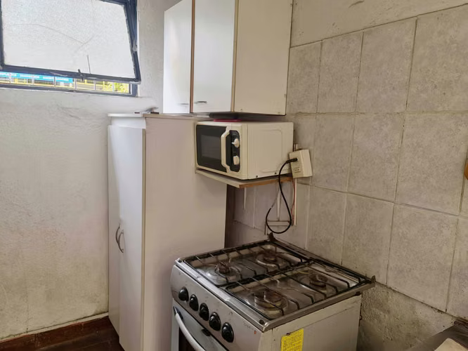 VENTA AMPLIA CASA /COMERCIAL-AV.EL PARRON (150946)