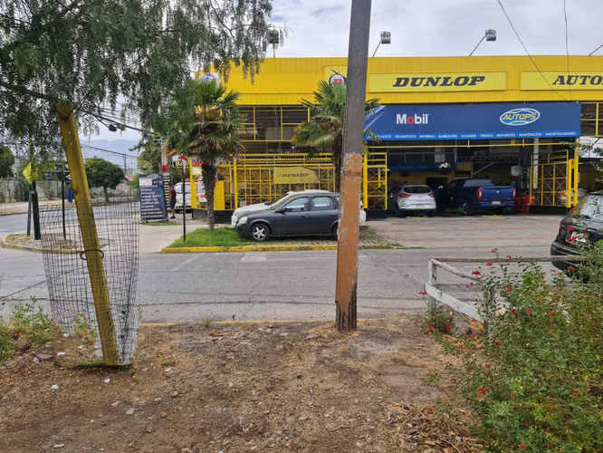 VENTA AMPLIA CASA /COMERCIAL-AV.EL PARRON (150946)