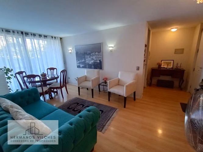 Dpto. 2 Dorm / 1 Baño / 1 Bod.-Barrio República, Santiago.-
