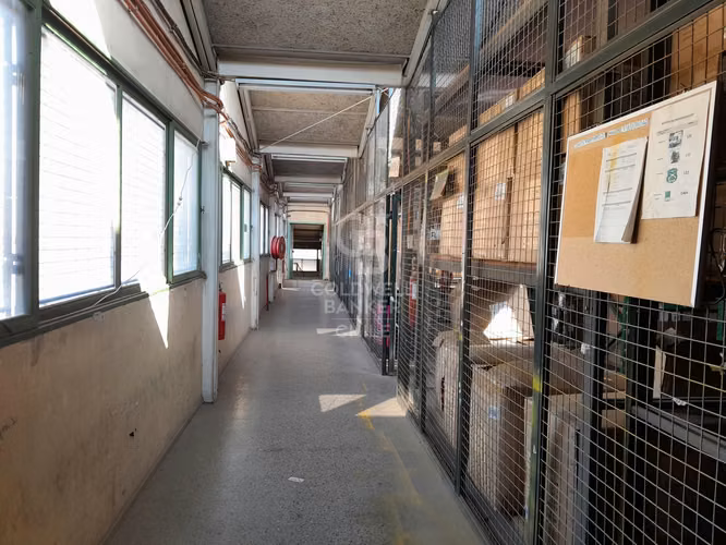 Bodega en arriendo o venta – San Diego 940 mts.