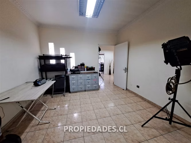 Casa en arriendo de 6 dorm. en Ñuñoa