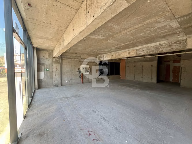 Local Comercial Bilbao / Av. Italia