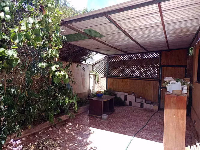 Casa en venta 3 dormitorios , 2 baños - sector El Llano, Coquimbo.