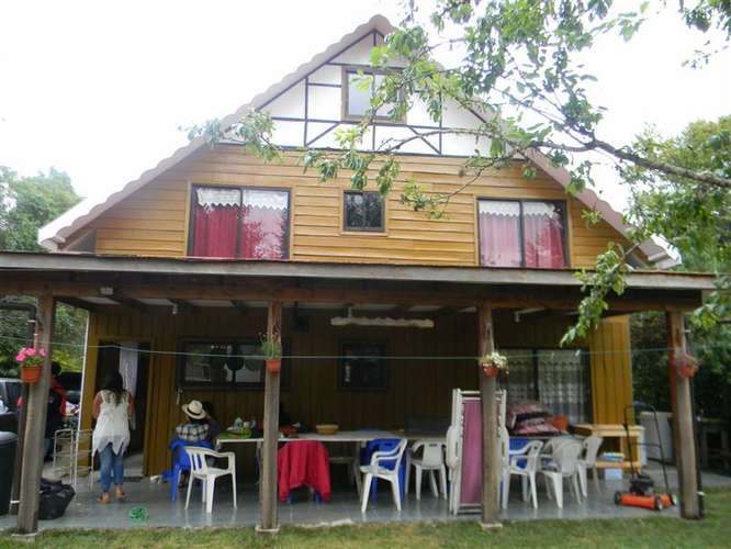 Casa en arriendo en Lican Ray con acceso al lago