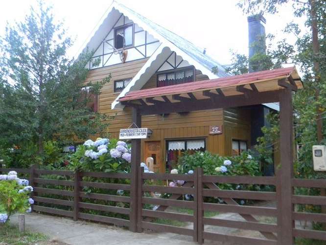 Casa en arriendo en Lican Ray con acceso al lago
