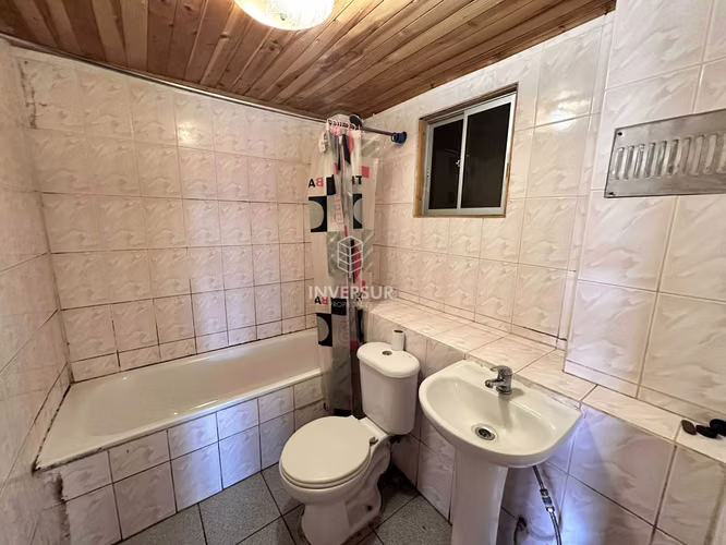 Se vende Amplia Casa de 2 pisos  (151209)